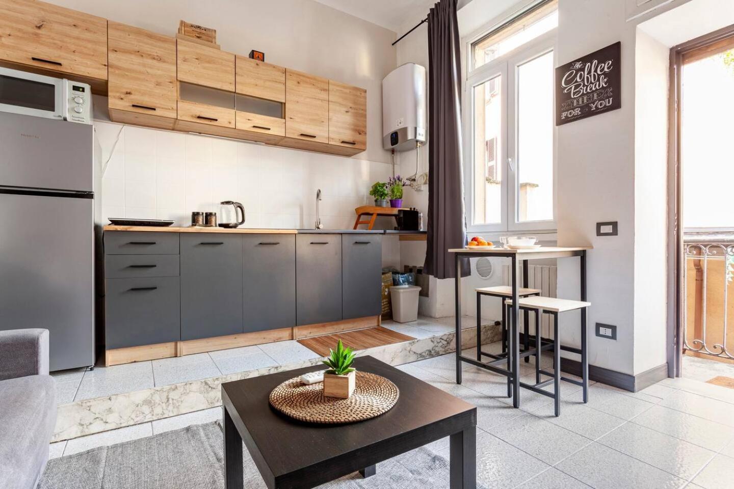 *New Apartment In The Center Milano Exterior foto